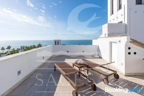 Jardines De Las Golondrinas Marbella