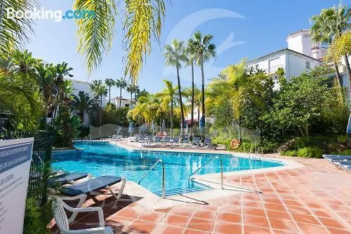 Отель Jardines De Las Golondrinas Марбелья